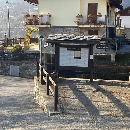 Maison Valerie 펜션 도우에스